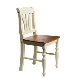 Krzesła z drewna sosnowego (2 szt.)